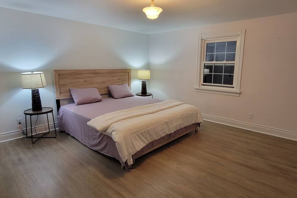 Photo of Bedroom in Bancroft
