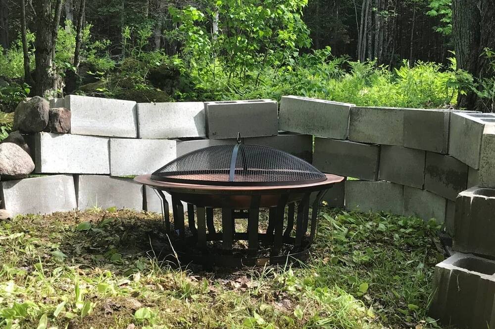 Photo of Outdoor in Hampden