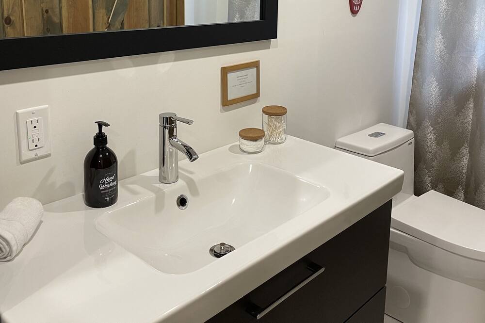 Photo of Bathroom in Notre-Dame-Des-Bois