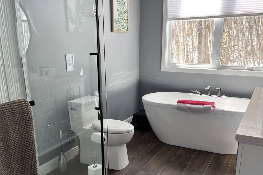 Photo of Bathroom in Lac Sainte-Marie