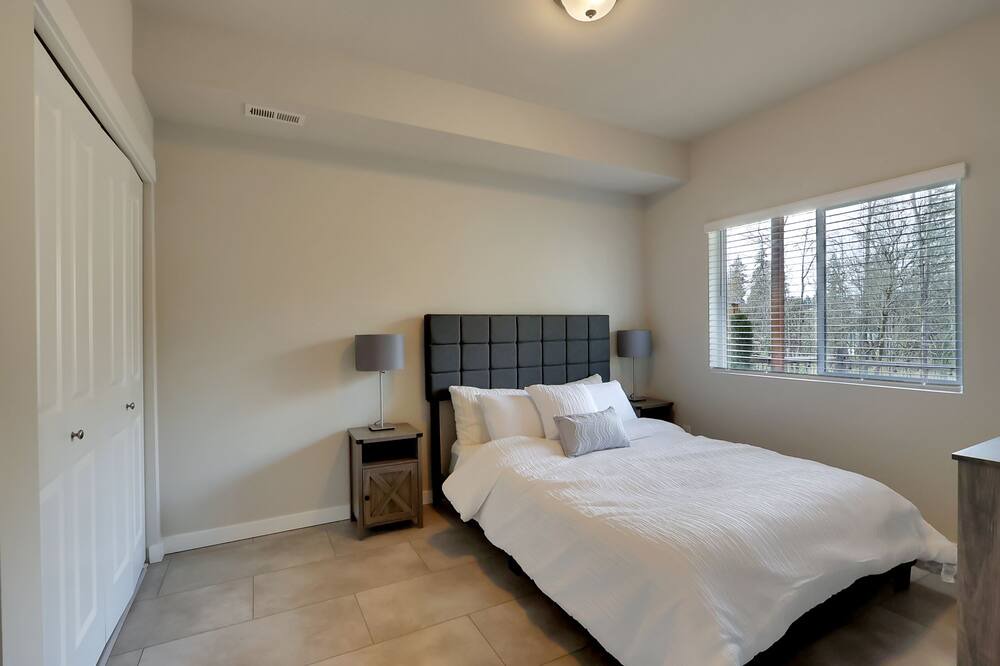 Photo of Bedroom in Bonney Lake