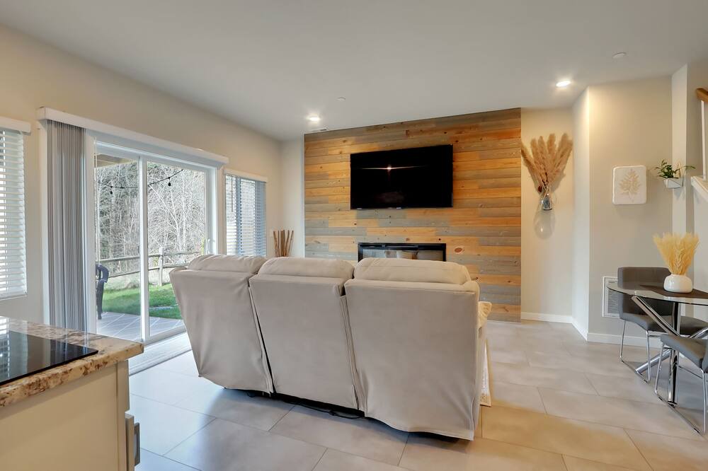 Photo of Others in Bonney Lake