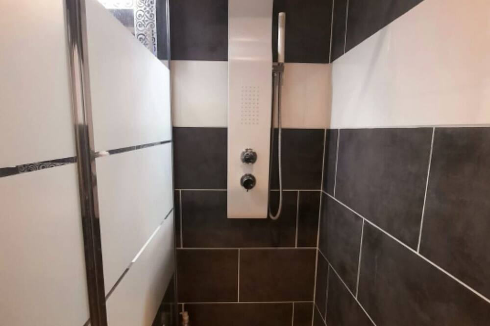 Photo of Bathroom in Castello d'Empuries
