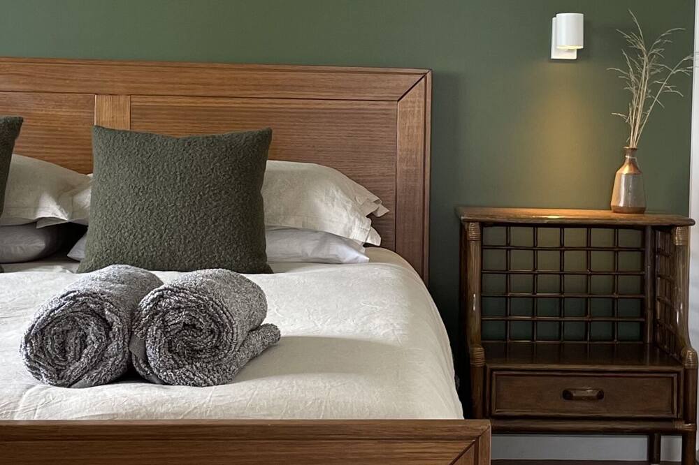 Photo of Bedroom in Venus Bay