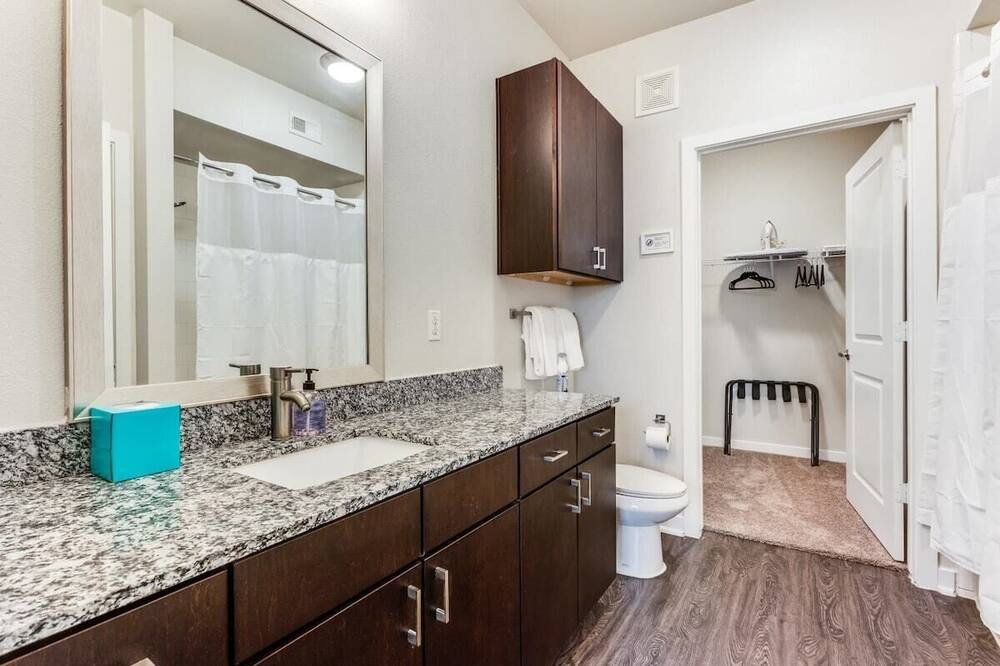 Photo of Bathroom in West Congress
