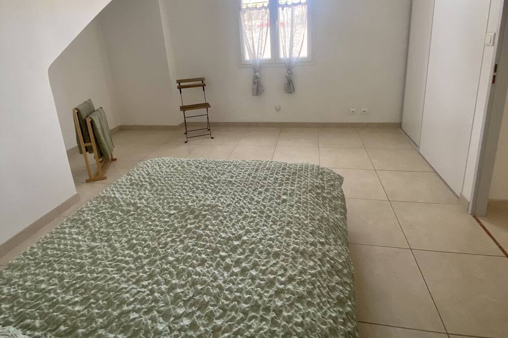 Photo of Bedroom in Visan