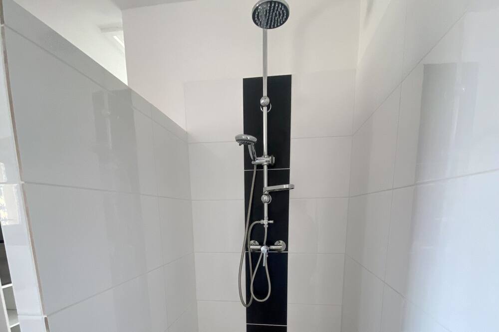 Photo of Others in Visan