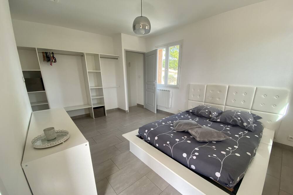 Photo of Bedroom in Visan