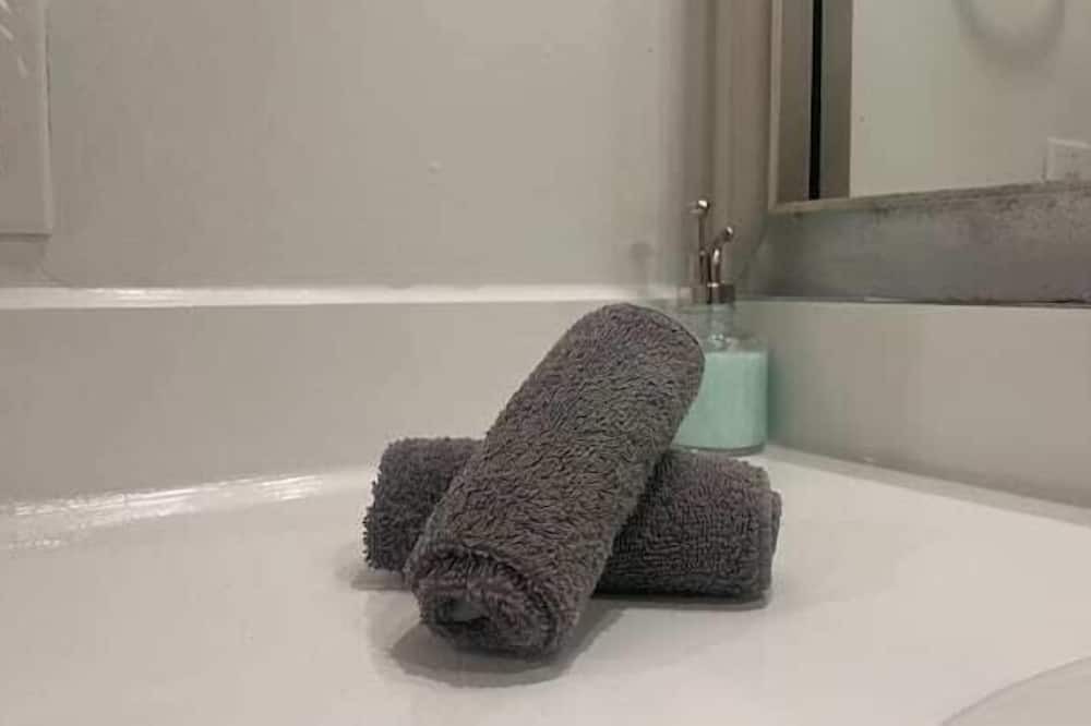 Photo of Bathroom in Deep Ellum