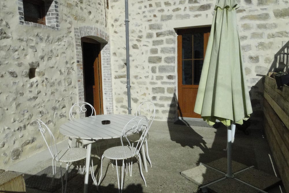 Photo of Outdoor in Thoury-Ferottes