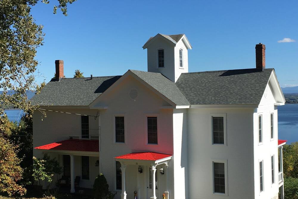 Photo of Outdoor in Port Henry