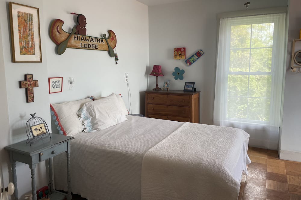 Photo of Bedroom in Port Henry