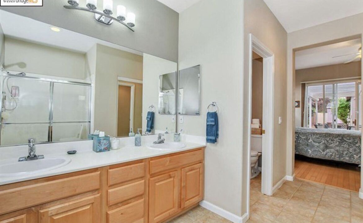 Photo of Others in Pittsburg