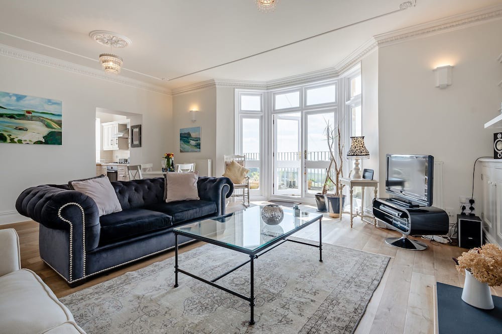 Photo of Livingroom in Portishead