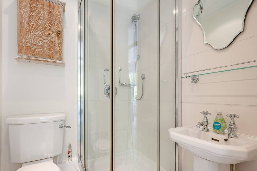 Photo of Bathroom in Portishead