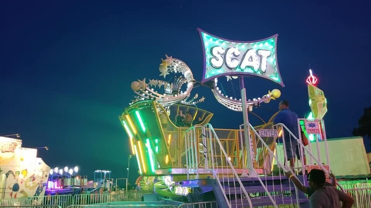 Photo of Others in Issue