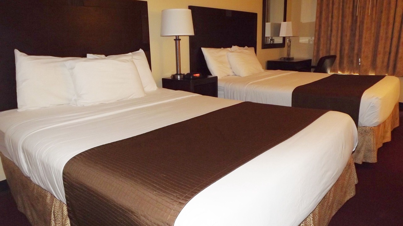 Photo of Others in Issue