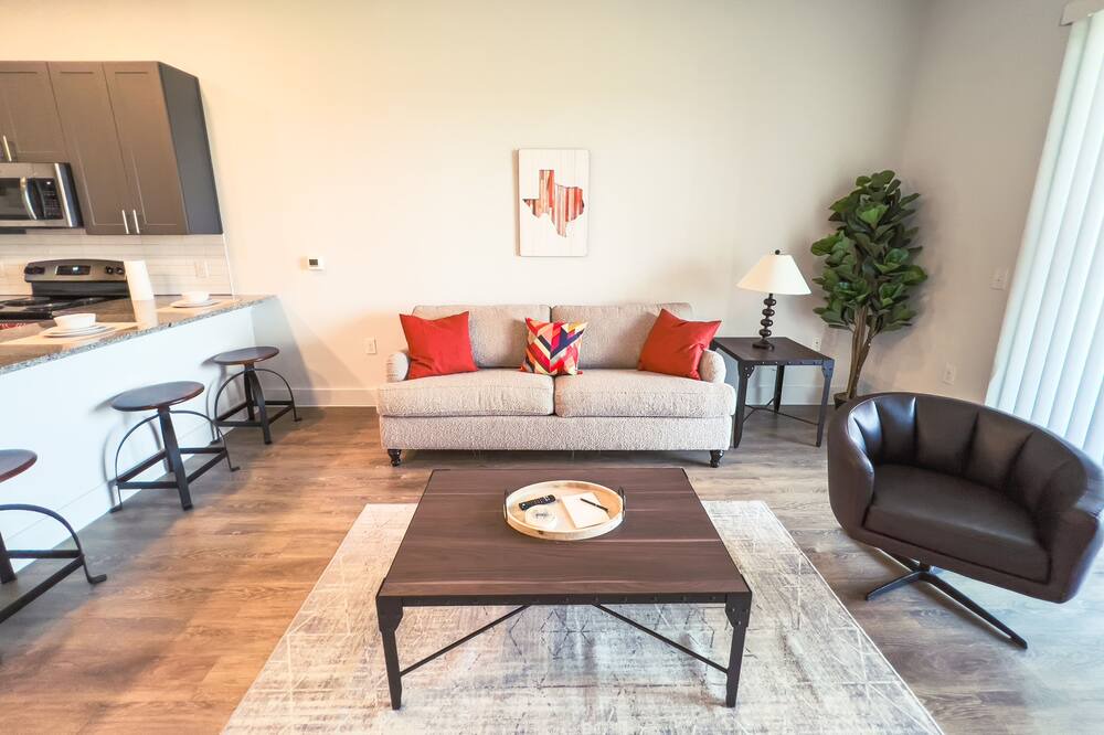Photo of Livingroom in Pflugerville