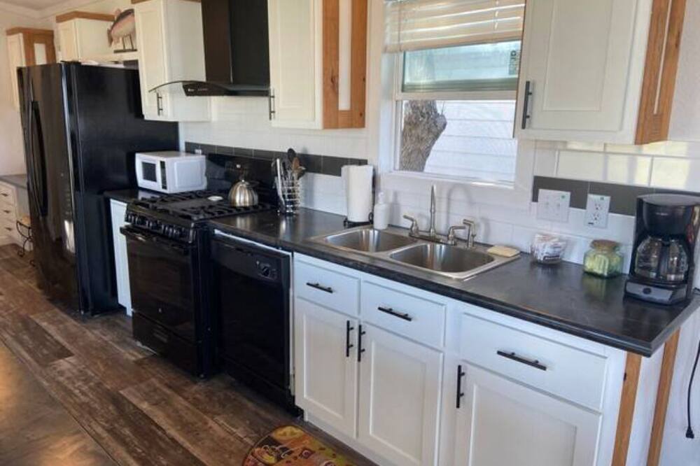 Photo of Kitchen in Long Mott