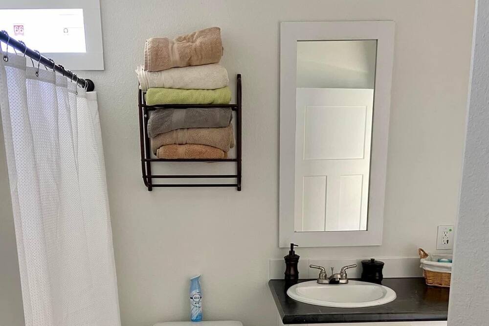 Photo of Bathroom in Long Mott