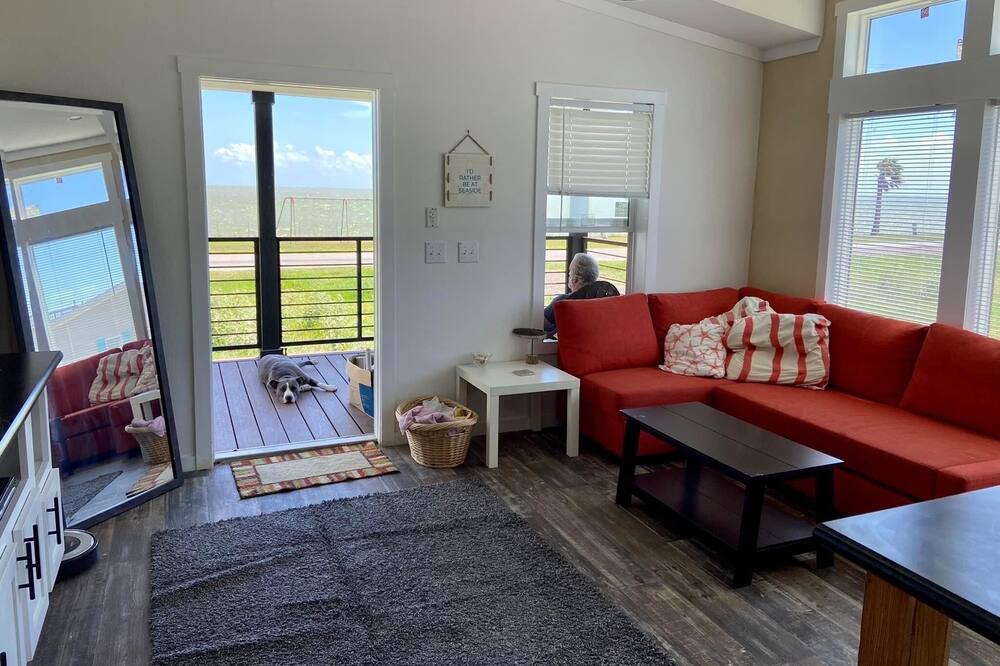 Photo of Livingroom in Long Mott