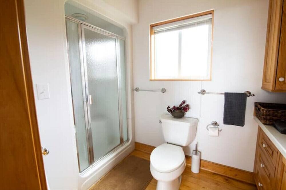 Photo of Bathroom in Valois