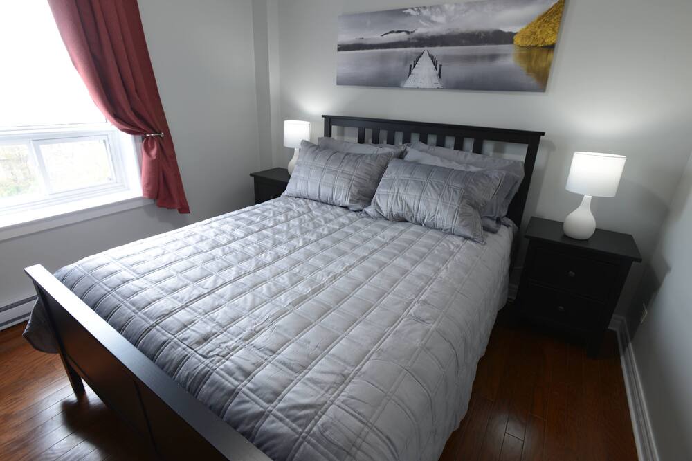 Photo of Bedroom in Terra Nova