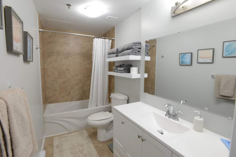 Photo of Bathroom in Terra Nova