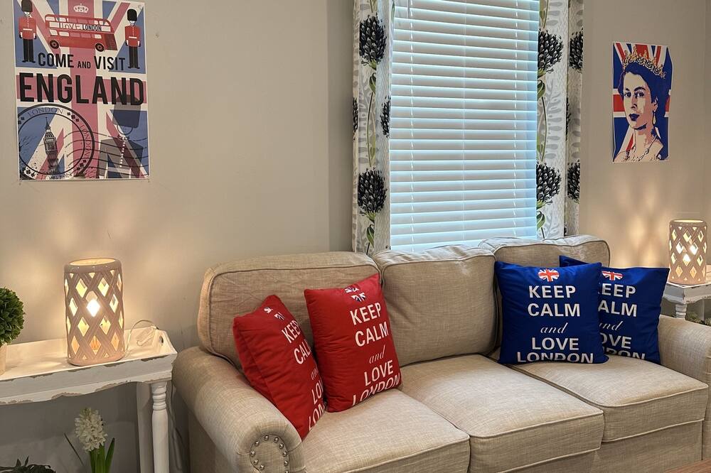 Photo of Livingroom in Salisbury