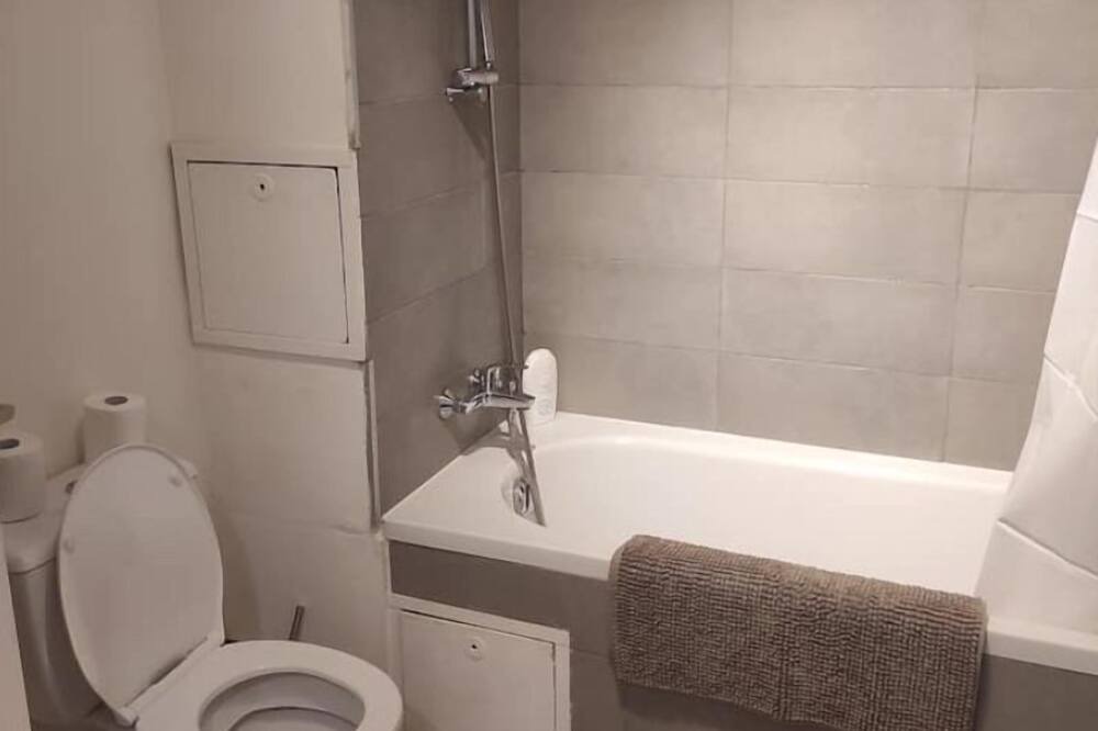 Photo of Bathroom in Bougival