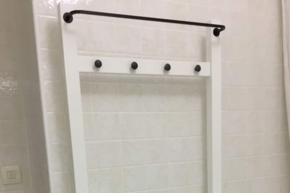Photo of Bathroom in Gambetta