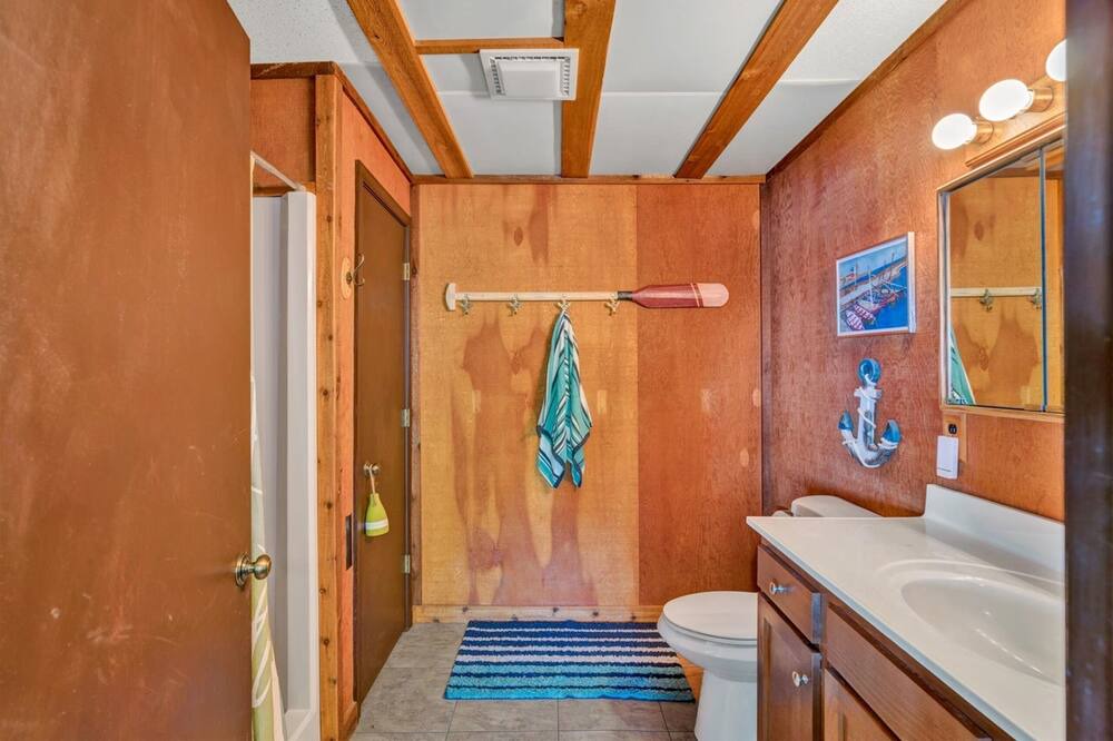 Photo of Bathroom in Moneta