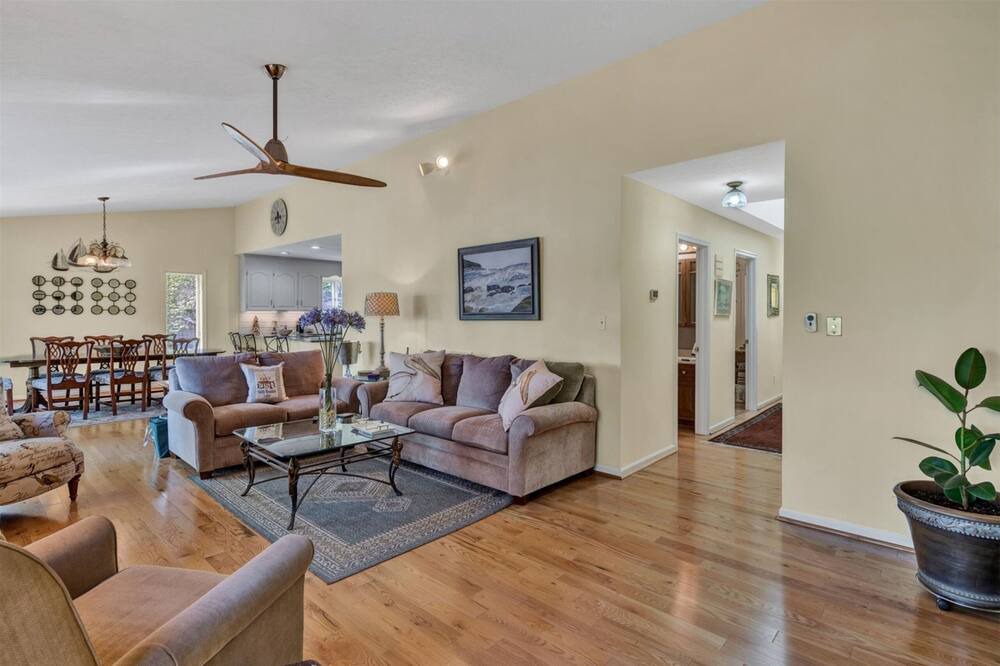 Photo of Livingroom in Moneta