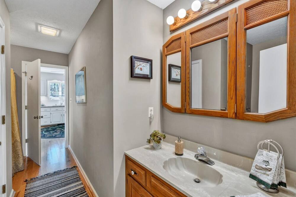 Photo of Bathroom in Moneta