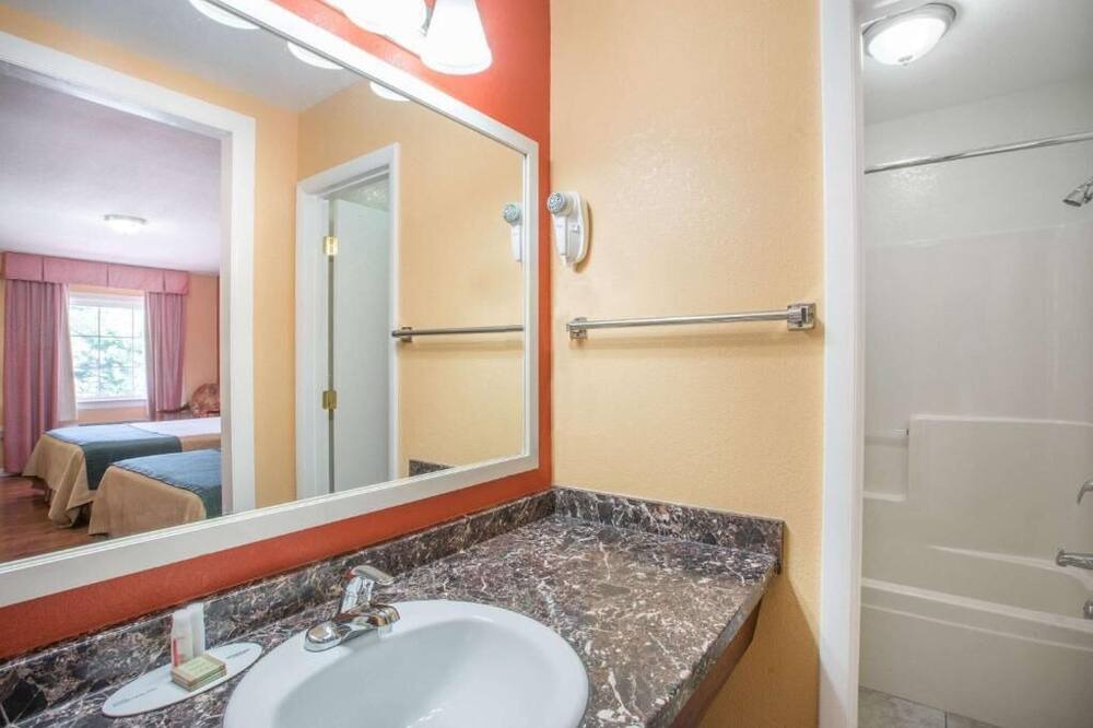 Photo of Bathroom in Knoxville
