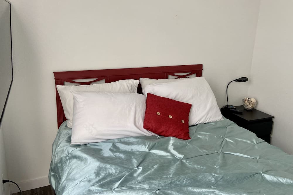 Photo of Bedroom in Long Mott