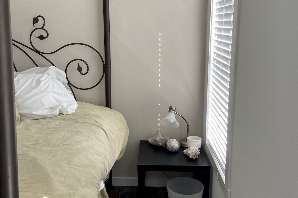 Photo of Bedroom in Long Mott