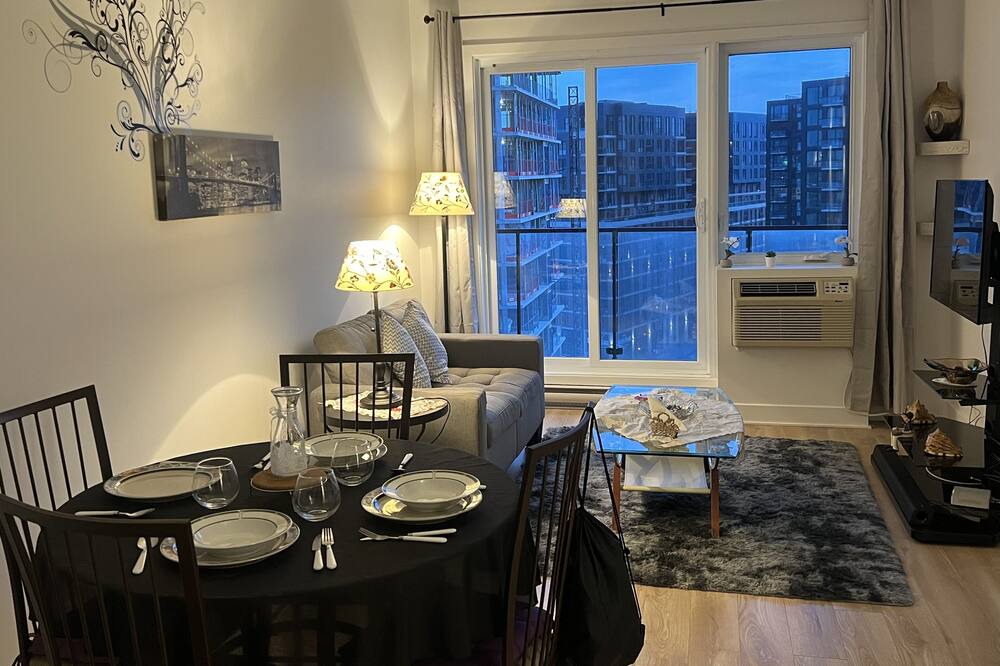 Photo of Others in Griffintown