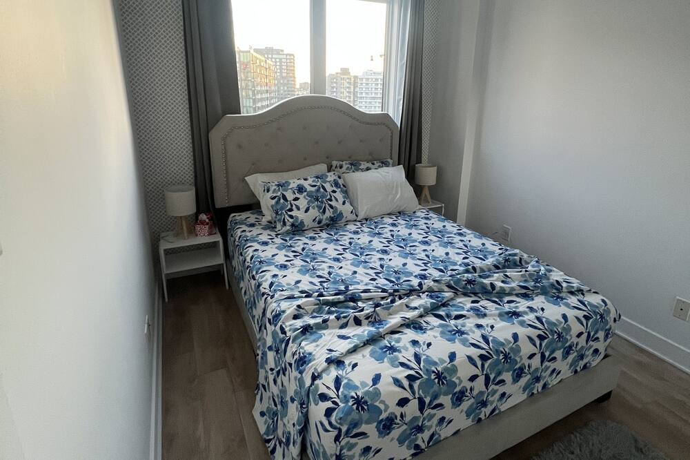 Photo of Bedroom in Griffintown