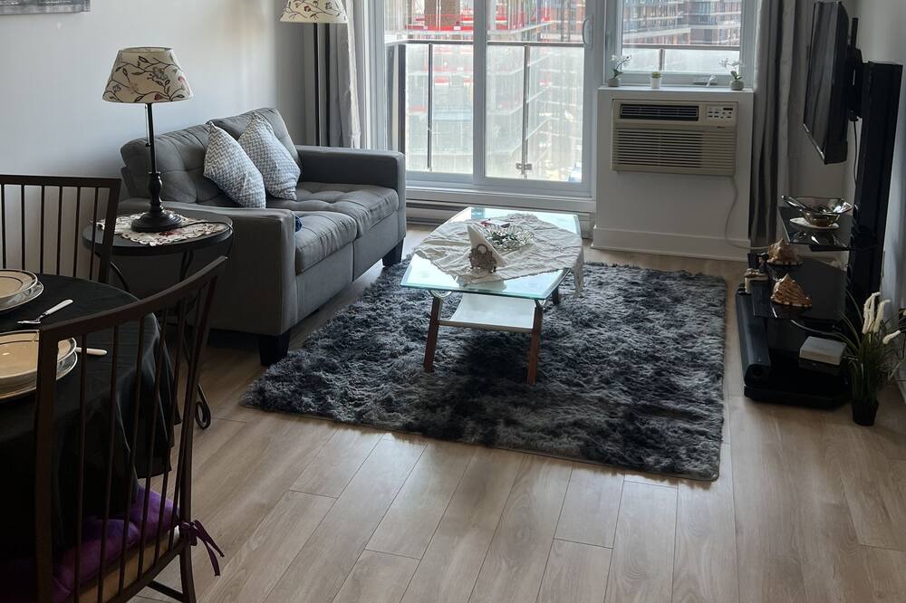 Photo of Livingroom in Griffintown