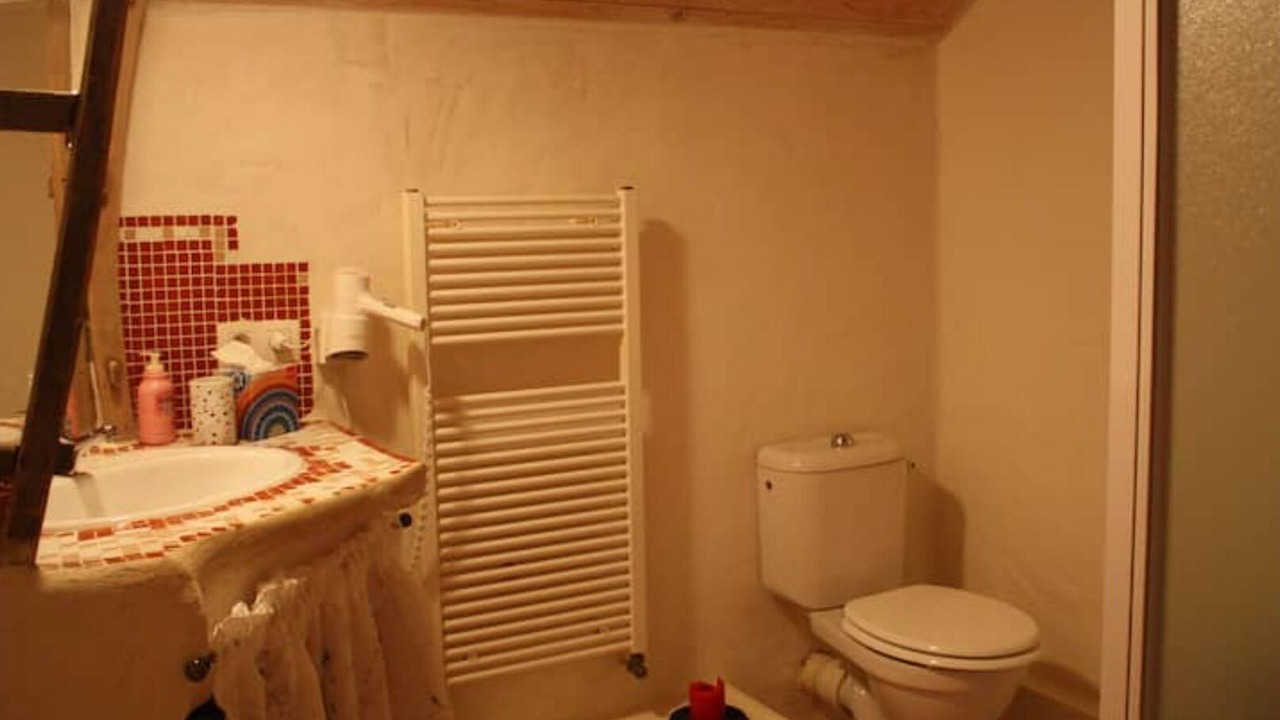 Photo of Bathroom in Lepin-le-Lac