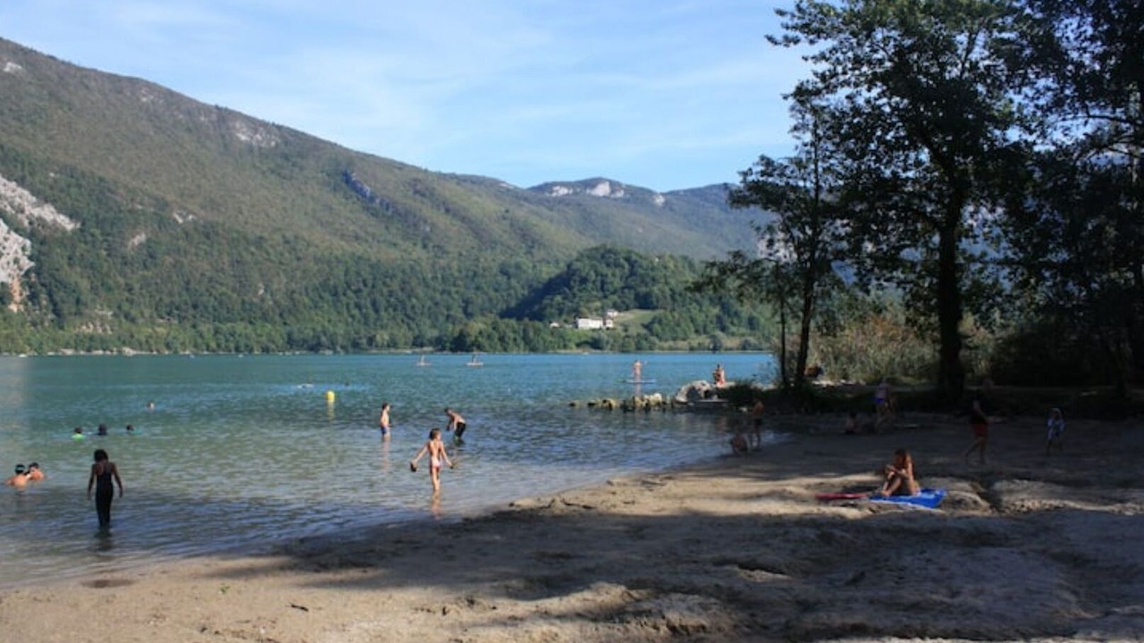 Photo of Others in Lepin-le-Lac