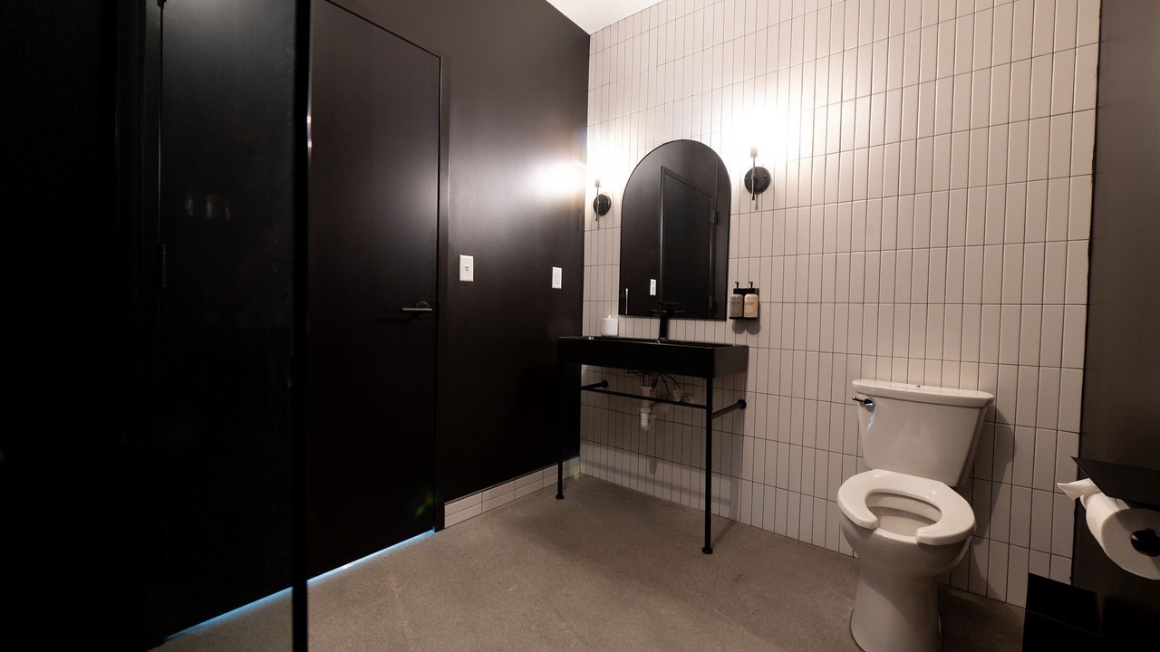 Photo of Bathroom in City Center