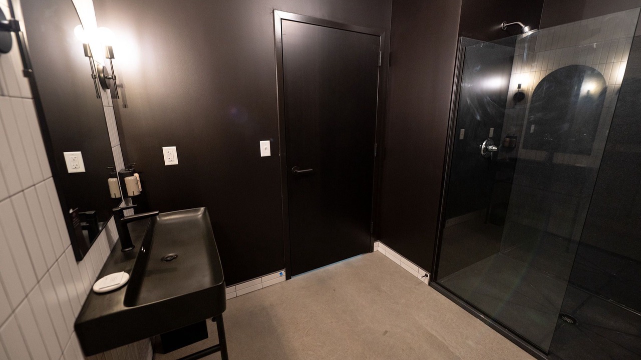 Photo of Bathroom in City Center