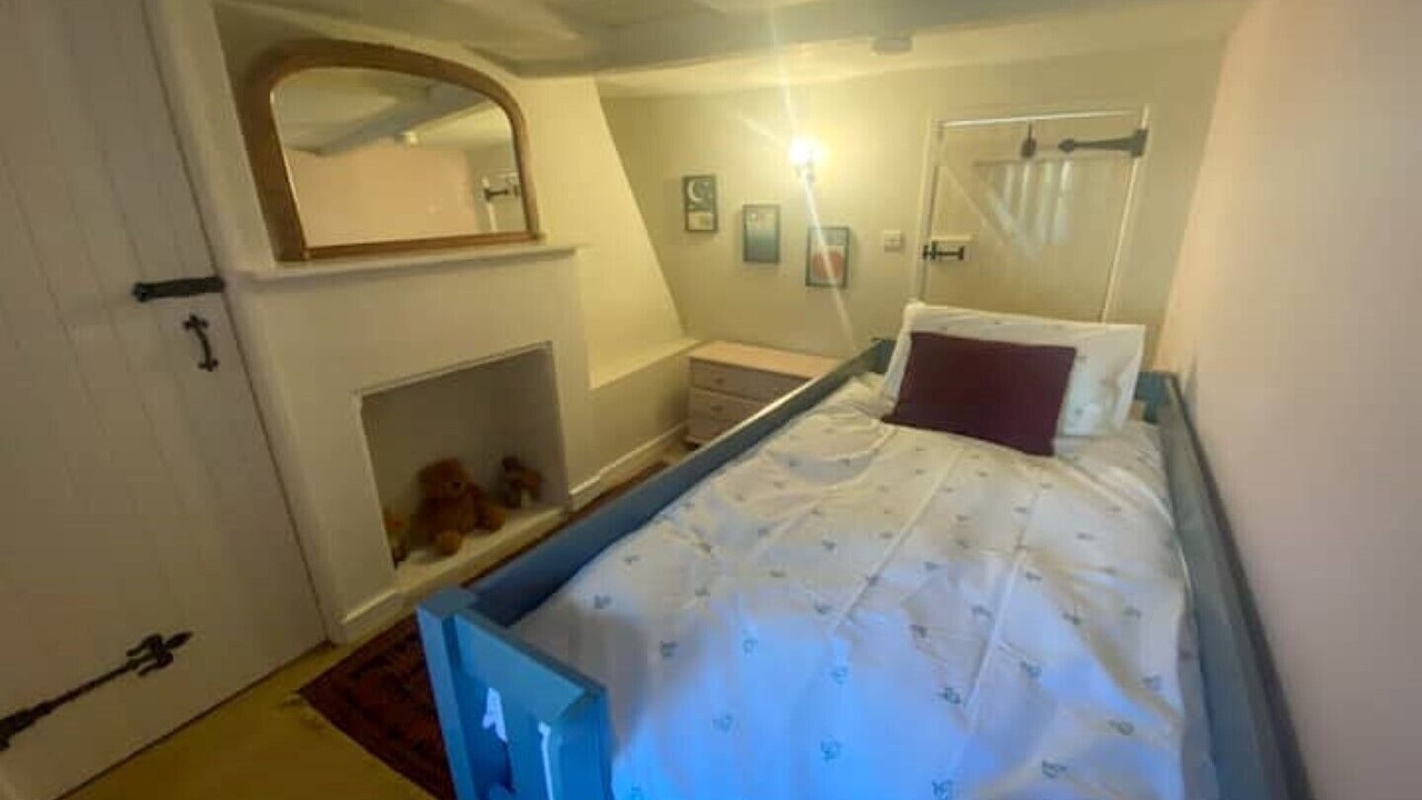 Photo of Others in East Knoyle