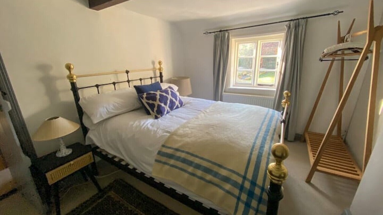 Photo of Others in East Knoyle