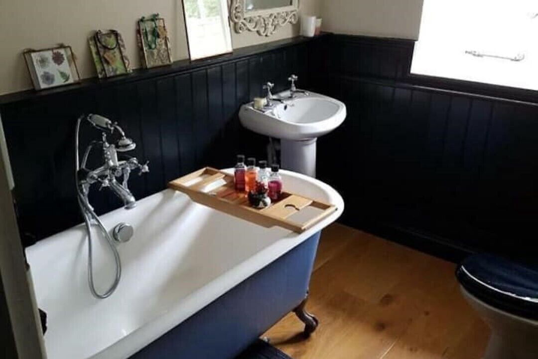 Photo of Others in East Knoyle