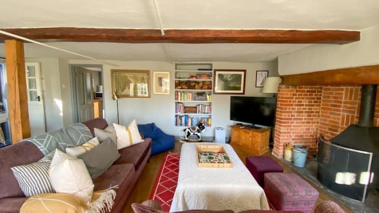 Photo of Livingroom in East Knoyle