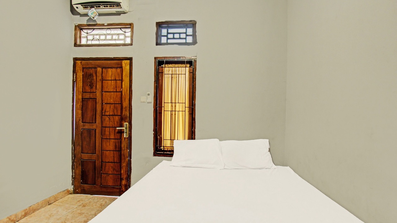 Photo of Bedroom in Kecamatan Janapria