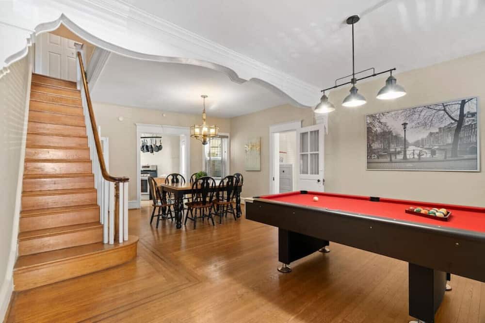 Photo of Others in Passyunk Square